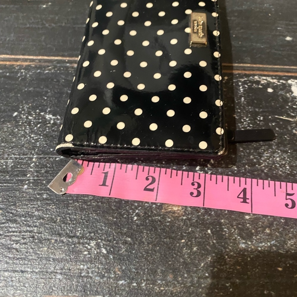 KATE SPADE small polka dot black shiny wallet! Red inside-lots of slots! ♠️EUC♠️ - Picture 5 of 13
